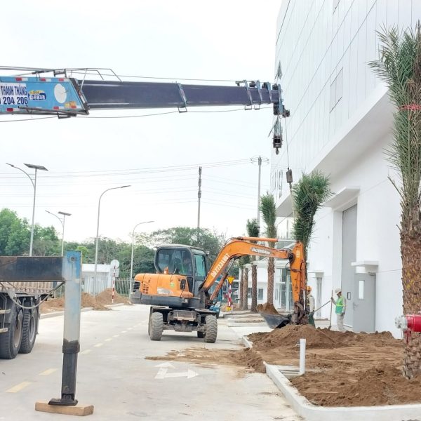 Thi công HITACHI (1)